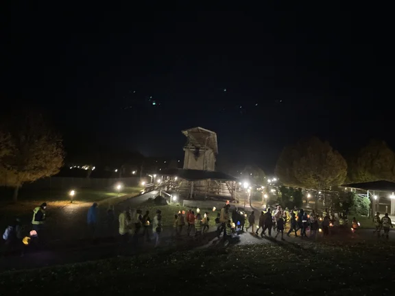 2025_latern4.jpg